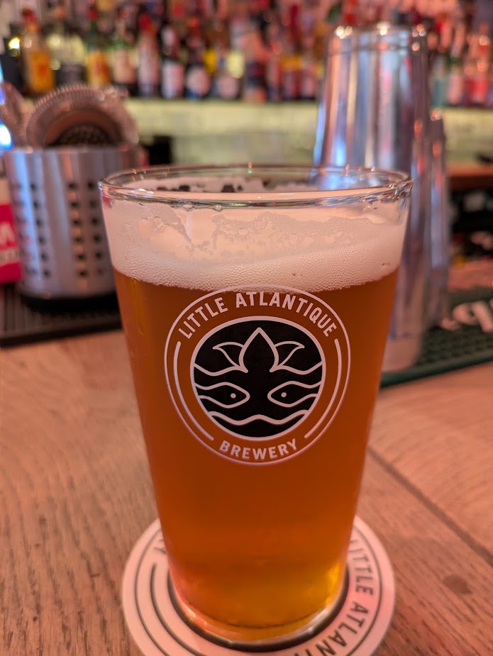 a picture of a brown beer